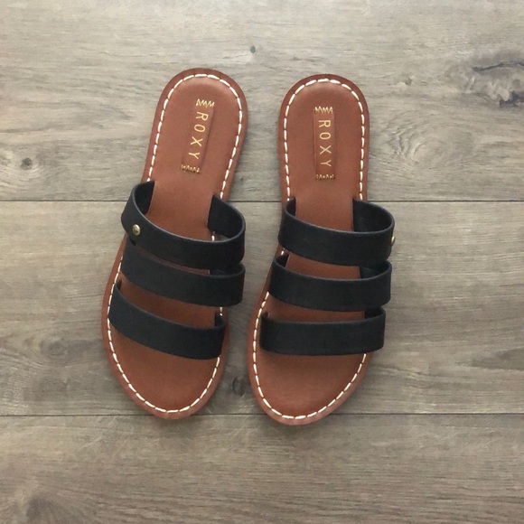 Roxy Shoes - NEW Roxy slip on sandals Size 7